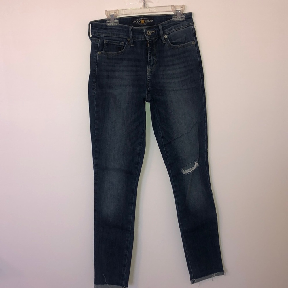 Lucky brand dark denim jeans